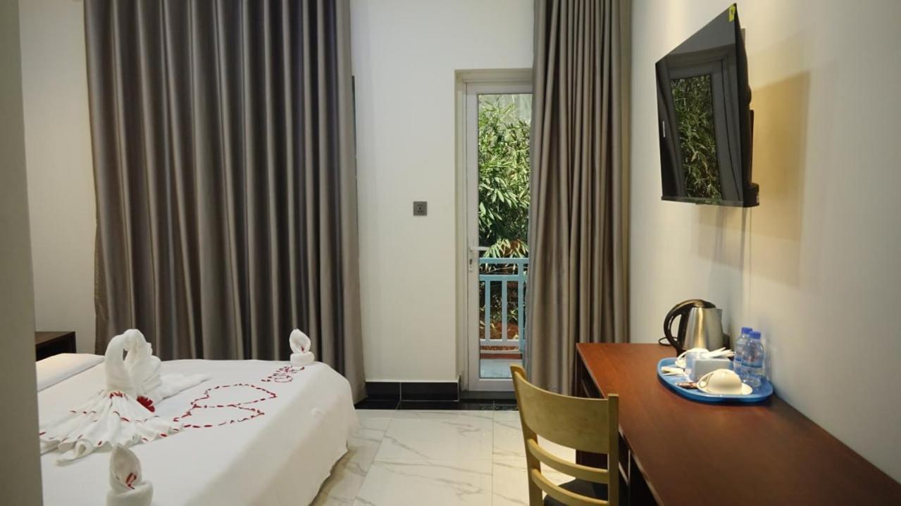 Sawadee Suorsdei Boutique Hotel Kampot Luaran gambar